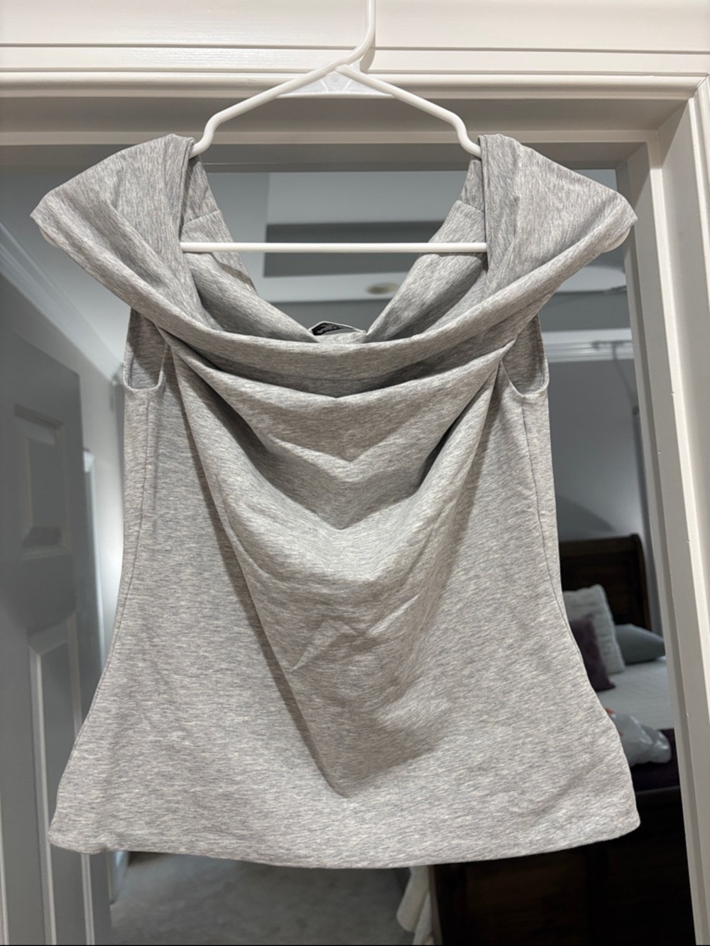 Aritzia Gray Ravish Top - NWT - Size M (runs small)